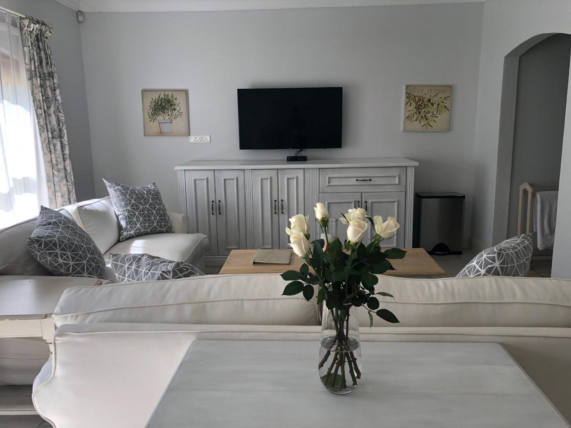 Luxury Suite Garden View